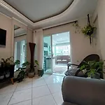 Apto Com Terraco, Mesa De Bilhar