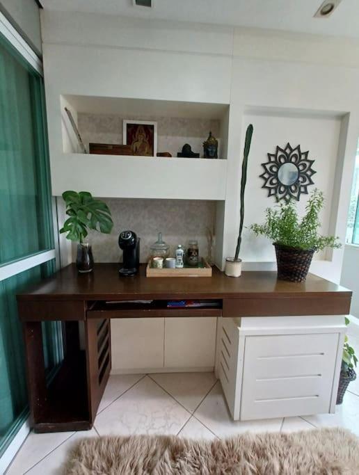Apto Com Terraco, Mesa De Bilhar Apartamento Balneario Camboriu