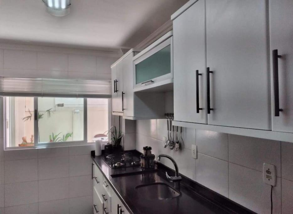 Apto Com Terraco, Mesa De Bilhar *