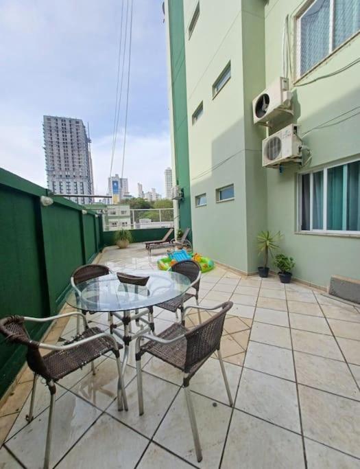Apto Com Terraco, Mesa De Bilhar Apartamento *